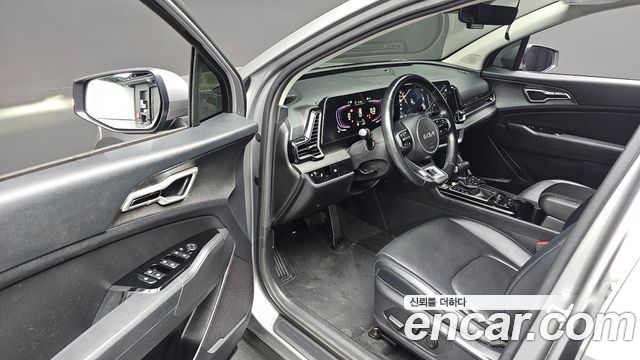 Kia Sportage 2023 — photo 17