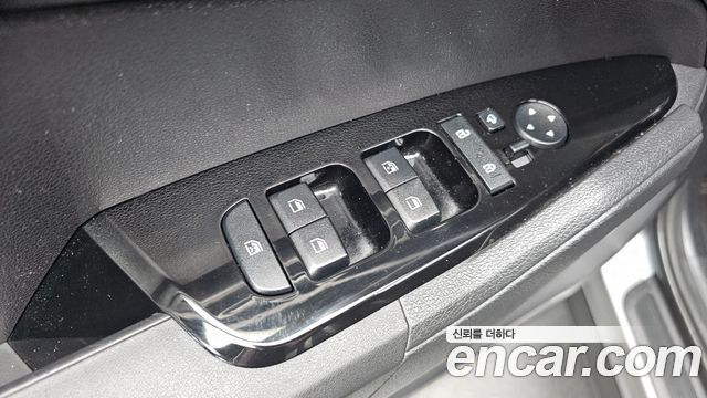 Kia Sportage 2023 — photo 25