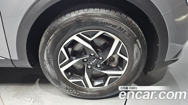 Kia Sportage 2023 — photo 7