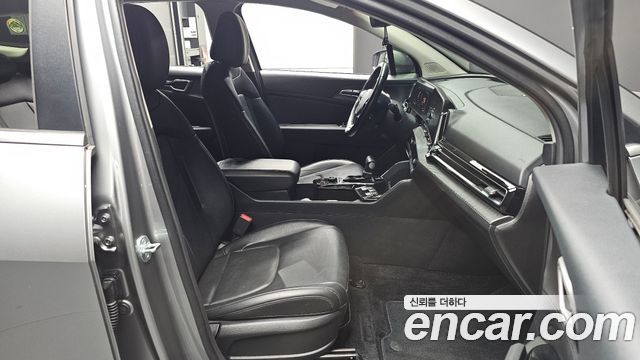 Kia Sportage 2023 — photo 16