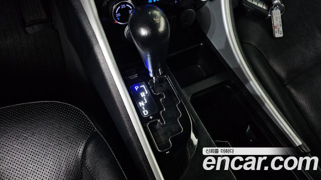 Hyundai Sonata 2011 — photo 9