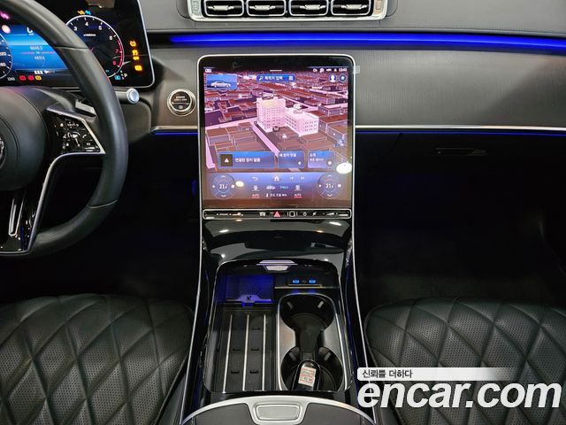 Mercedes-Benz S-Class 2023 — photo 9