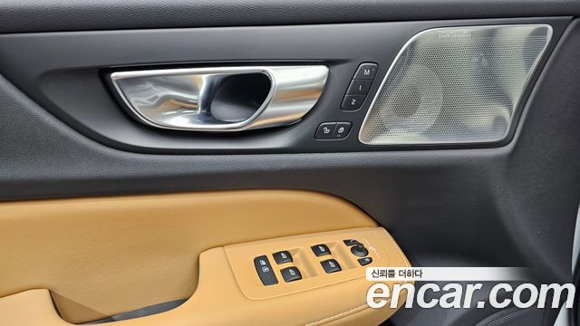 Volvo V60 2026 — photo 30