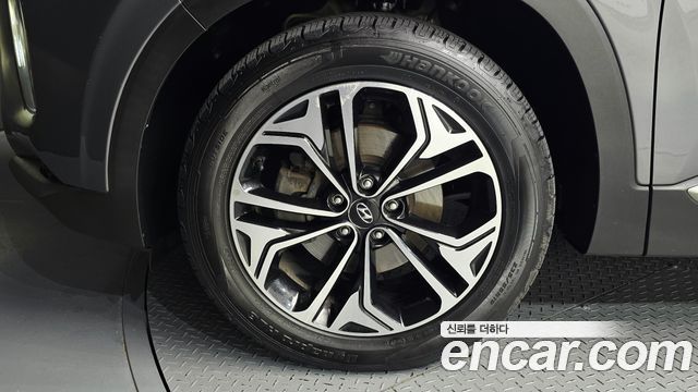 Hyundai Santafe 2019 — photo 5