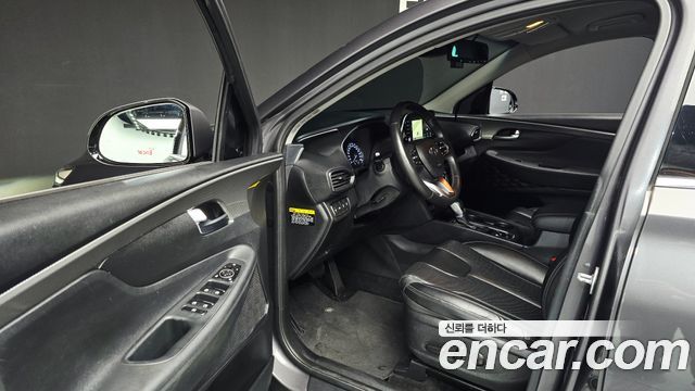 Hyundai Santafe 2019 — photo 13