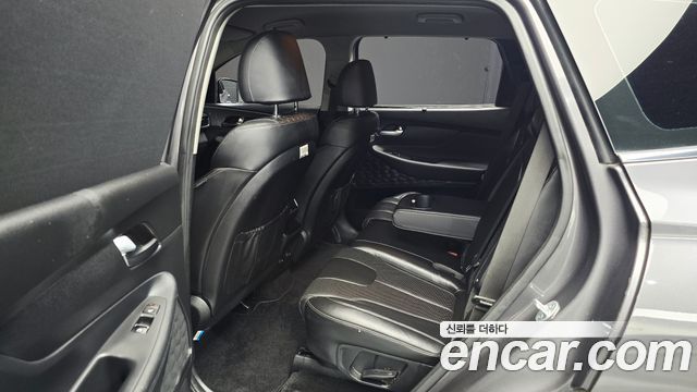 Hyundai Santafe 2019 — photo 18