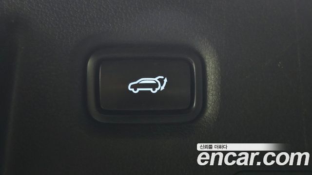 Hyundai Santafe 2019 — photo 24