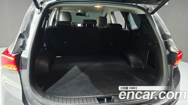 Hyundai Santafe 2019 — photo 25