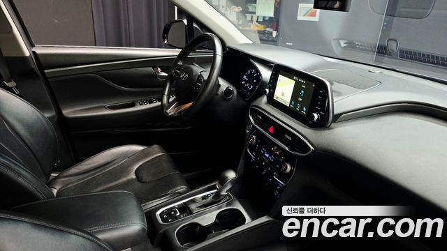 Hyundai Santafe 2019 — photo 26