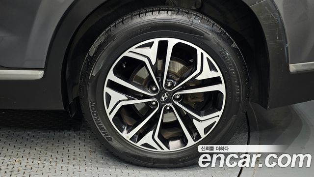 Hyundai Santafe 2019 — photo 7