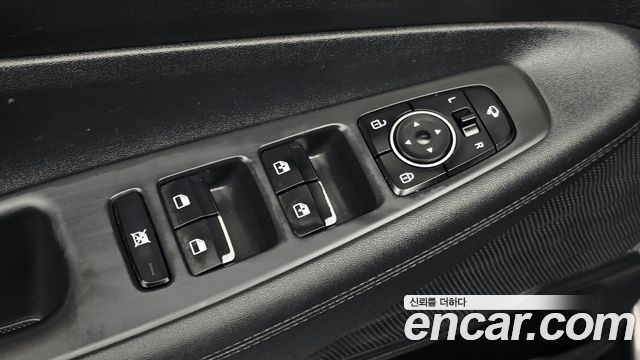 Hyundai Santafe 2019 — photo 33