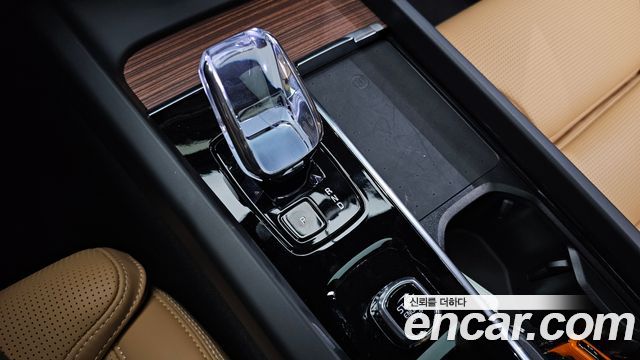 Volvo V60 2025 — photo 12