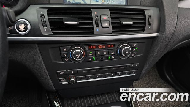 BMW X3 2013 — photo 17