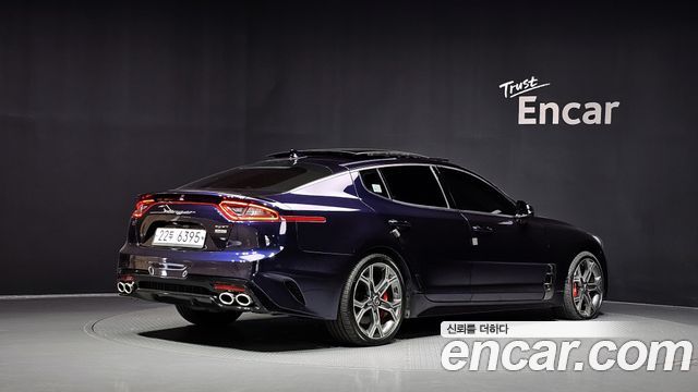 Kia Stinger 2018 — photo 2