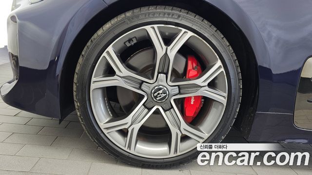 Kia Stinger 2018 — photo 5