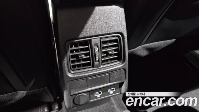 Renault Korea XM3 2024 — photo 29