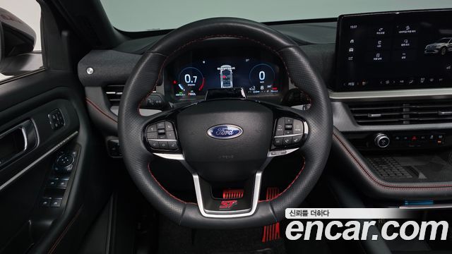 Ford Explorer 2025 — photo 19