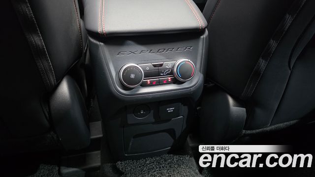 Ford Explorer 2025 — photo 25