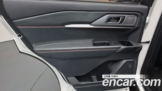 Ford Explorer 2025 — photo 15