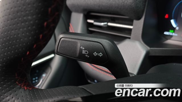 Ford Explorer 2025 — photo 28