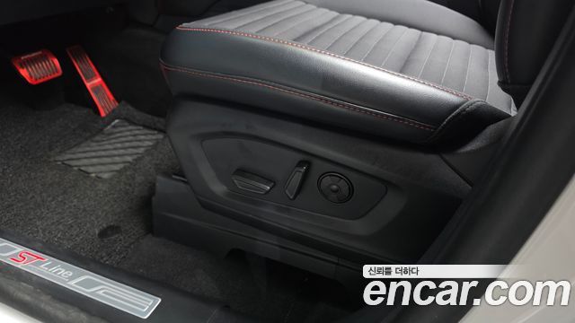 Ford Explorer 2025 — photo 33