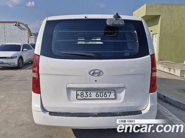 Hyundai Starex 2015 — photo 3