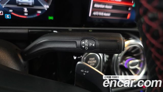 Mercedes-Benz GLA-Class 2020 — photo 12