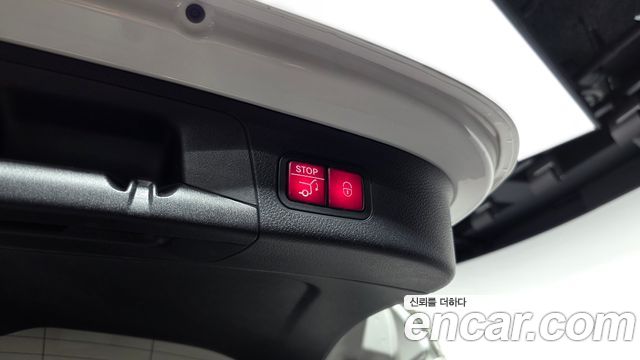 Mercedes-Benz GLA-Class 2020 — photo 31