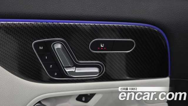 Mercedes-Benz GLA-Class 2020 — photo 34