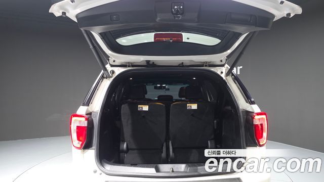 Ford Explorer 2016 — photo 26