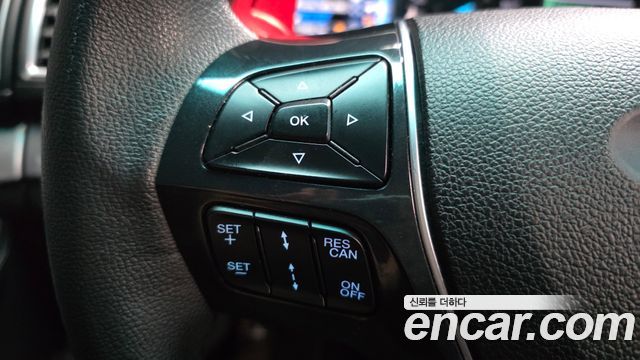 Ford Explorer 2016 — photo 29