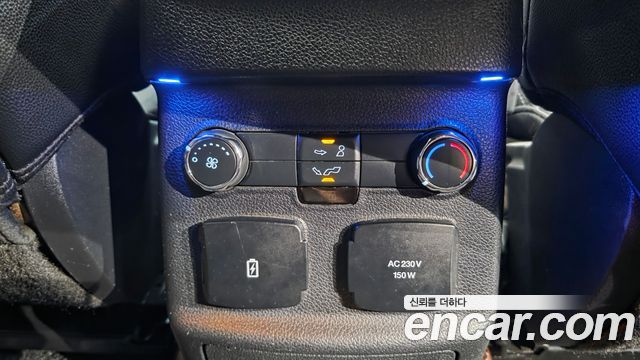 Ford Explorer 2016 — photo 30