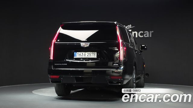 Cadillac Escalade 2023 — photo 4