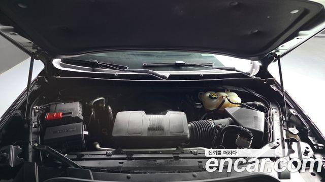 Cadillac Escalade 2023 — photo 6