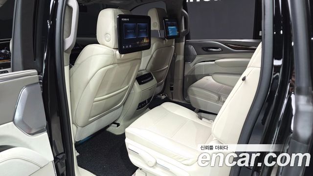 Cadillac Escalade 2023 — photo 20