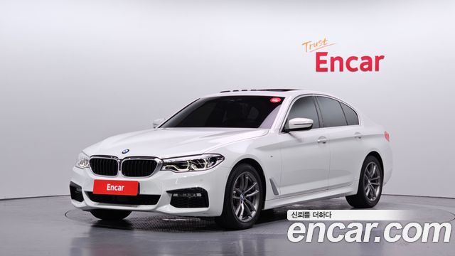 BMW 5-Series 2018 — photo 1