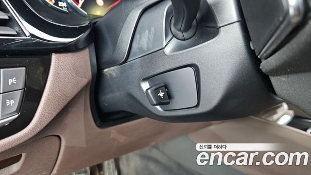 BMW 5-Series 2018 — photo 27
