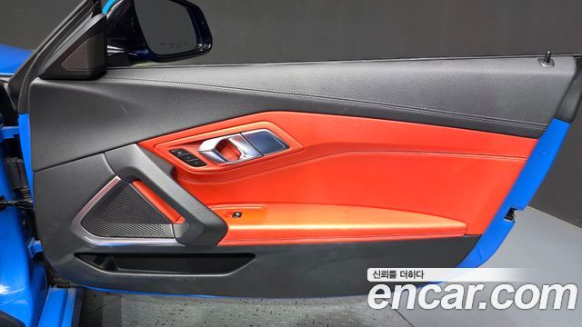 BMW Z4 2019 — photo 15