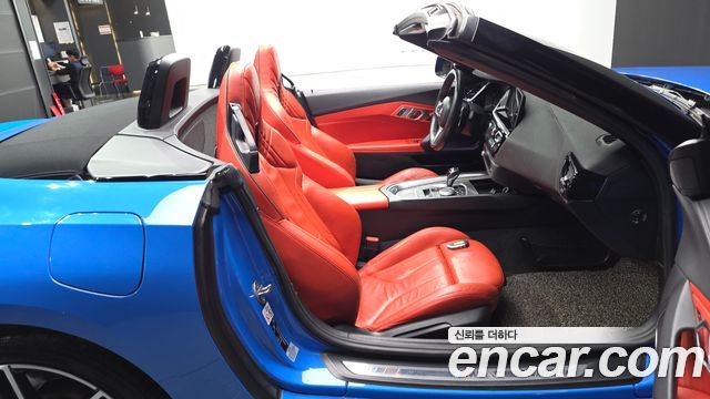 BMW Z4 2019 — photo 16