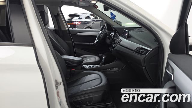 BMW X1 2016 — photo 11