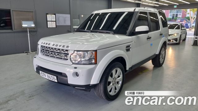 Land Rover Discovery 2013 — photo 1