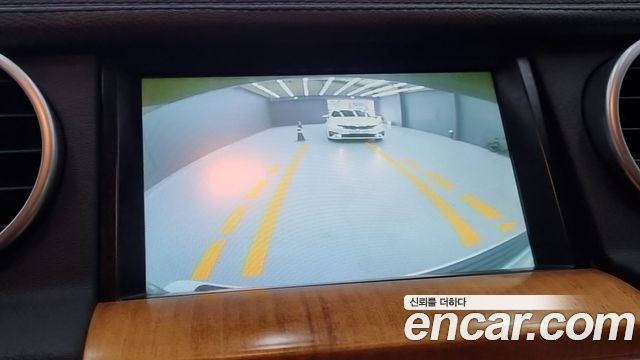Land Rover Discovery 2013 — photo 14