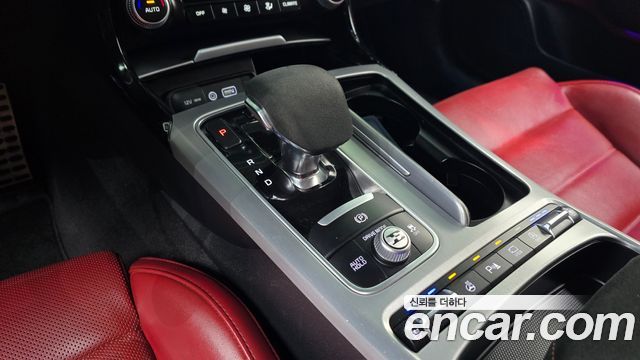 Kia Stinger 2019 — photo 9