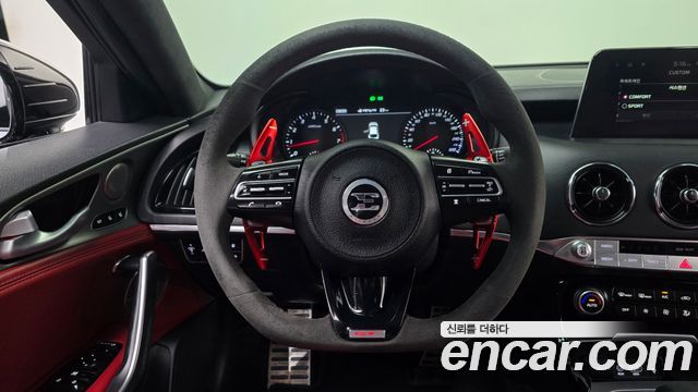 Kia Stinger 2019 — photo 13