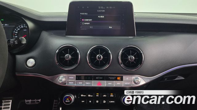 Kia Stinger 2019 — photo 15