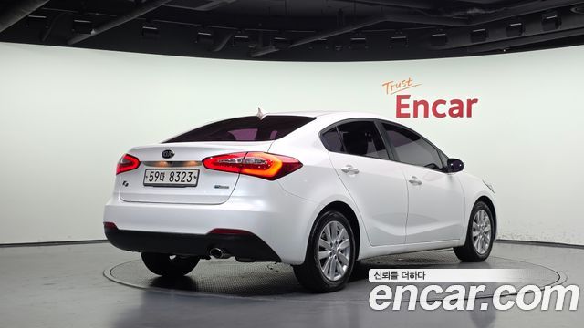 Kia K3 2015 — photo 2