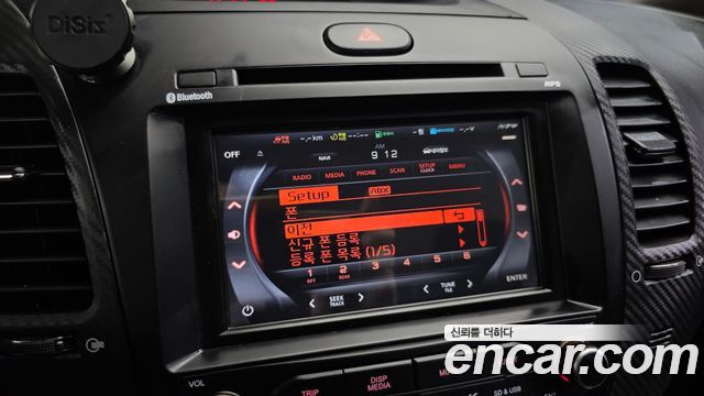 Kia K3 2015 — photo 22