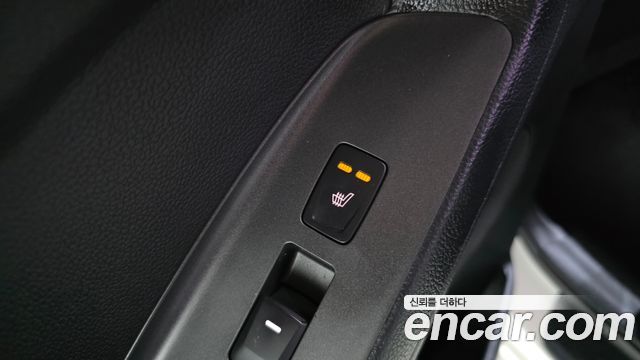 Kia K3 2015 — photo 24