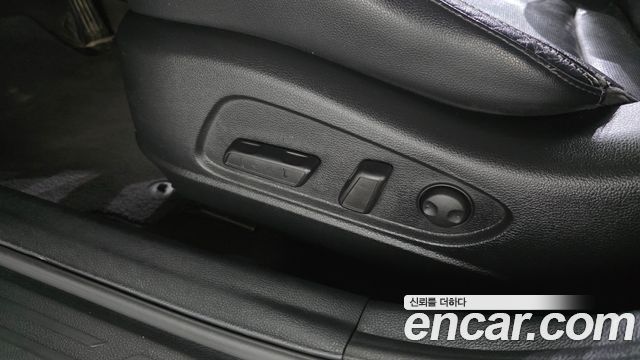 Kia K3 2015 — photo 30