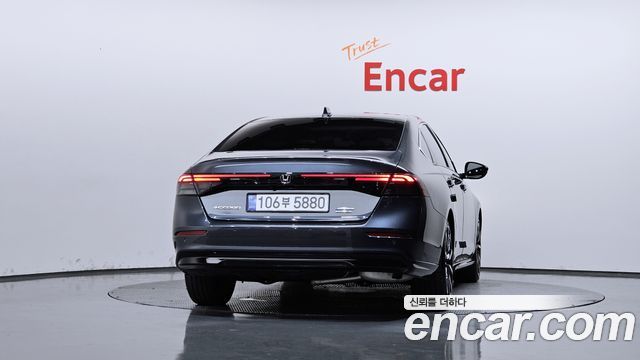 Honda Accord 2025 — photo 4
